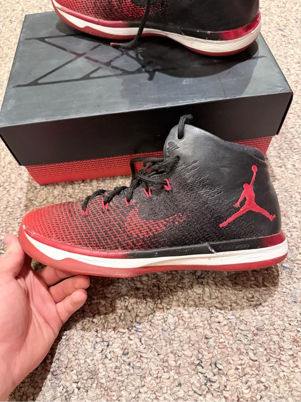 Air Jordan 32 “BANNED” Size 11